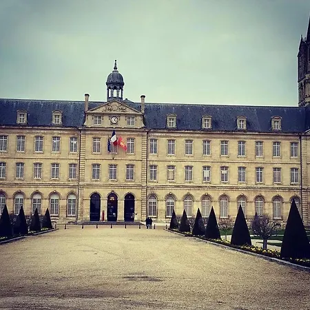 Alyo, Proche Centre 1p * カーン